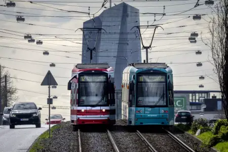 Almaniyada tramvay qəzasında 27 nəfər xəsarət aldı