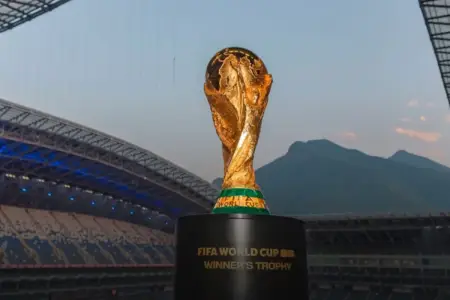 Final biletləri 30 min dollara qədər yüksəldi