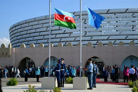 WUF13 yüksəksəviyyəli sessiyalar və rekord sayda iştirakçı ilə uğurla başa çatdı