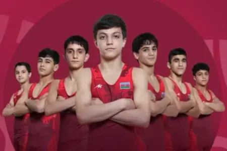 Azərbaycanın üç güləşçisi finalda