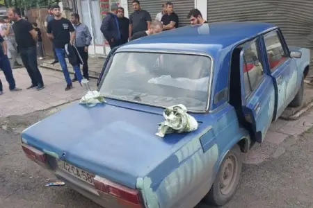 Lənkəranda sürücü sükan arxasında öldü