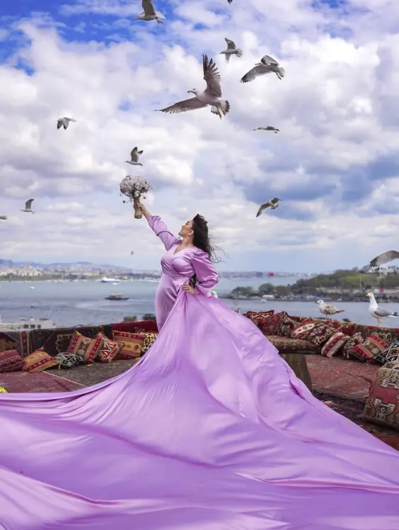 66 yaşlı Nazpəridən İstanbul - Fotosessiyası