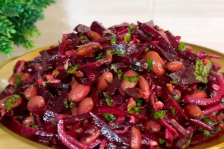 İldə bir dəfə hazırlanan bu salat ürəyimizi qoruyurmuş