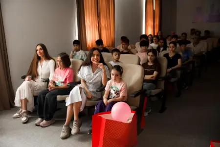 Leyla və Arzu Əliyeva Lənkəranda uşaq evini ziyarət etdilər
