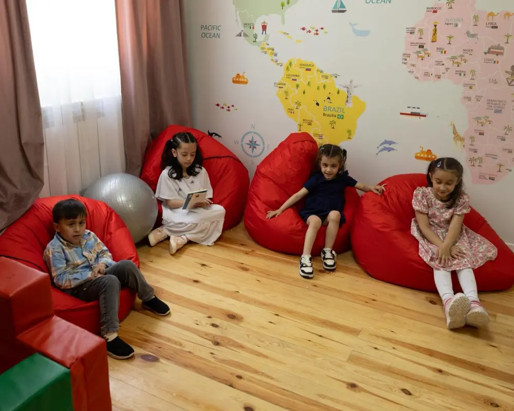 Leyla və Arzu Əliyeva Lənkəranda uşaq evini ziyarət etdilər