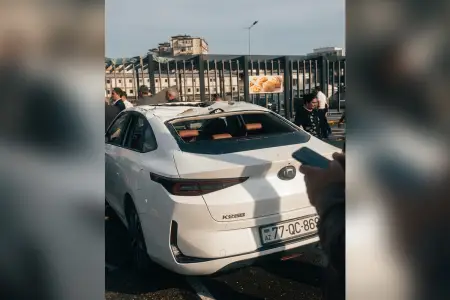 Dolu yağanda maşınlar bu vəziyyətə düşdü - Video