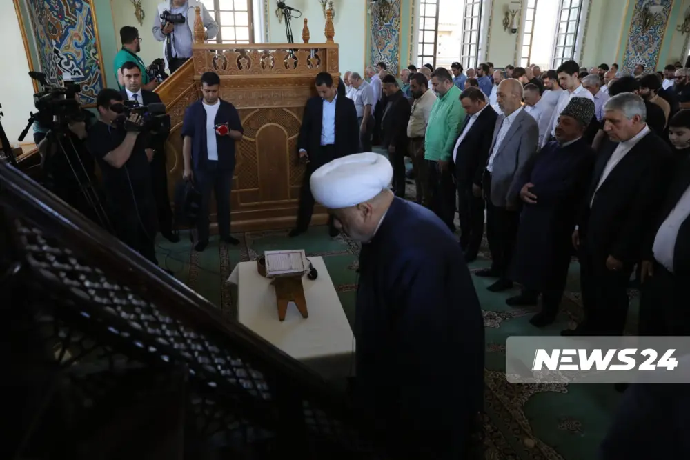 Məscidlərdə bayram namazı qılındı - Yeniləndi-Foto /Video