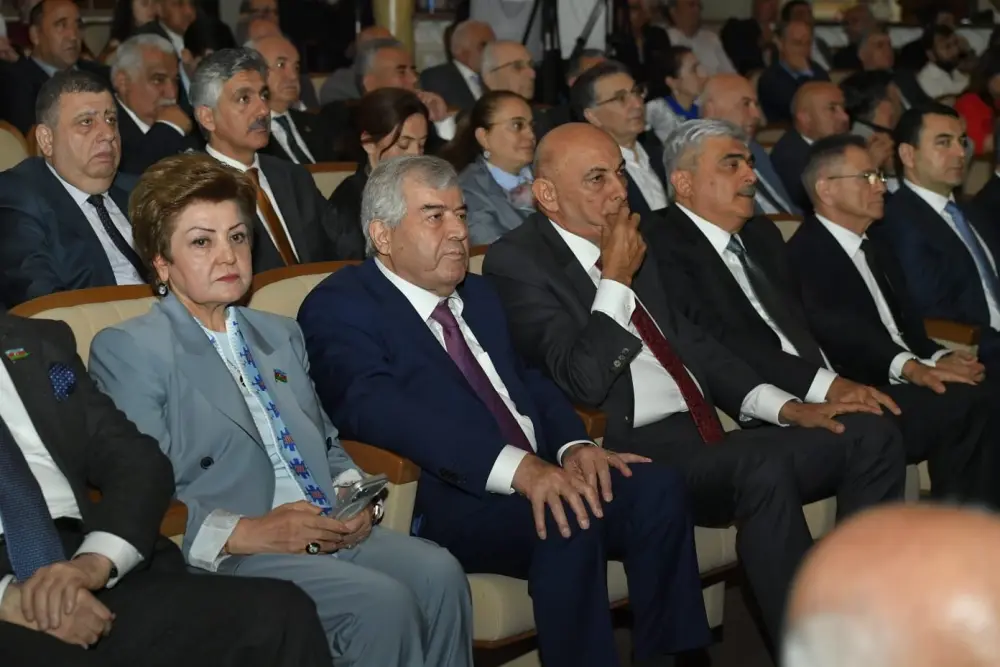 Sabir Rüstəmxanlının 80 illik yubileyi keçirildi - FOTO