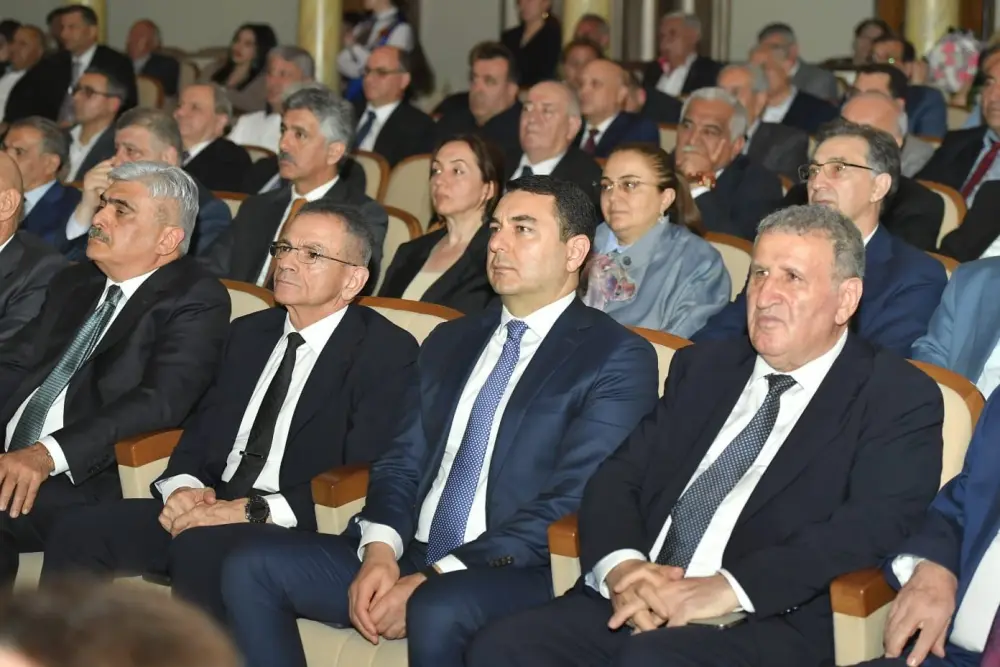 Sabir Rüstəmxanlının 80 illik yubileyi keçirildi - FOTO
