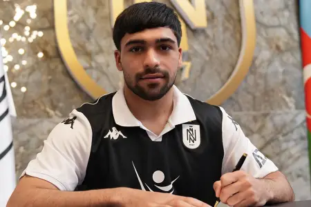 “Neftçi”dən mövsümün ilk transferi
