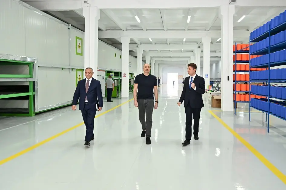 Xankəndidə iş əlcəkləri istehsalı müəssisəsinin açılışı oldu