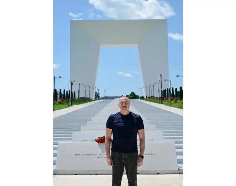 Prezident Xankəndidə Zəfər parkında - Fotolar