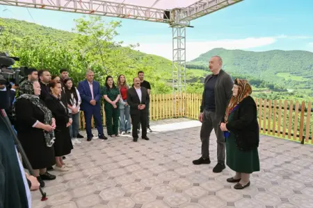 "Müstəqillik böyük nemətdir, böyük nailiyyətdir" - Prezident 