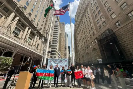 Nyu-Yorkda Azərbaycan bayrağı ucaldıldı
