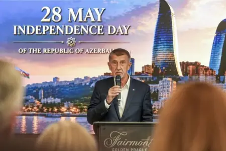 “Azərbaycanın inkişaf tempi və gələcəyə inamı məni heyran edib” - Andrey Babiş