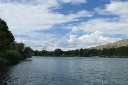 Kür sahilində 18 yaşlı gəncin meyiti tapıldı