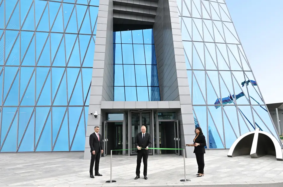 Prezident Mərkəzi Bankın yeni binasının açılışında - Fotolar