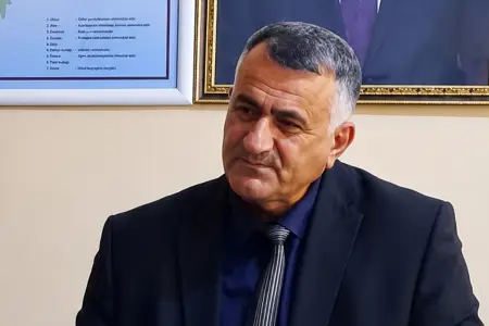 Direktor niyə məktəbə gəlmir? - Valideyn və müəllimlər narazıdır