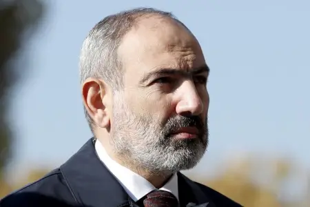 Paşinyanın tərəfdarları Köçəryanın adamı döydü - Video