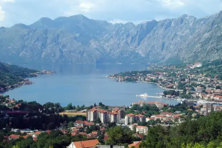 Bu ölkəyə getmək istəyənlər üçün yeni qayda tətbiq olundu