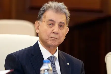 Akademik Akif Əlizadə işdən çıxarıldı