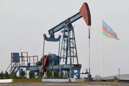 Azərbaycan nefti UCUZLAŞDI