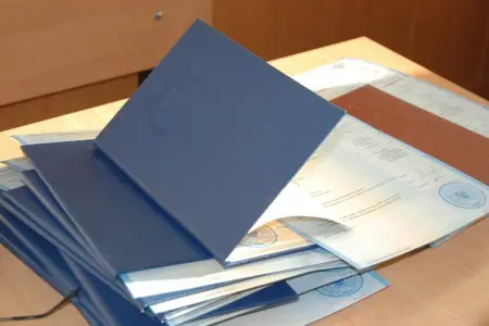 Xaricdə təhsil üzrə sənəd qəbulu başa çatdı