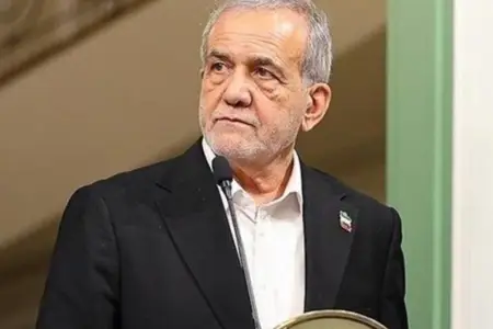 "İran nə mübarizə meydanını, nə də danışıqlar masasını tərk etməyib"