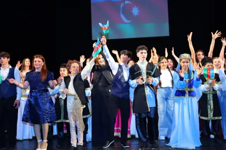 Eşitmə məhdudiyyətli şəxslərin II mədəniyyət festivalı keçirildi