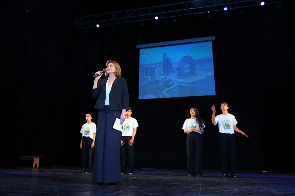  Eşitmə məhdudiyyətli şəxslərin II mədəniyyət festivalı keçirildi