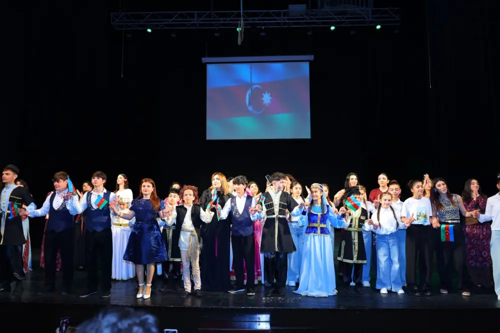  Eşitmə məhdudiyyətli şəxslərin II mədəniyyət festivalı keçirildi