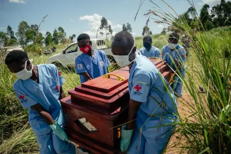 Eboladan ölənlərin sayı 120-ni ötdü