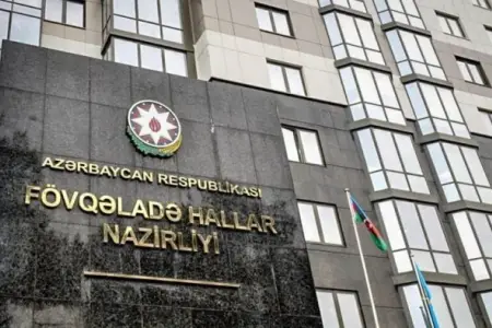Sumqayıtda evdə yanğın oldu