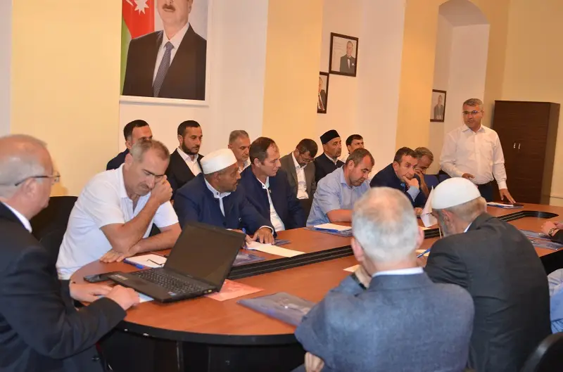 Şəkidə “Tolerant və multikultural Azərbaycan” mövzusunda ictimai müzakirə keçirildi - FOTOLAR