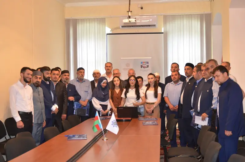 Şəkidə “Tolerant və multikultural Azərbaycan” mövzusunda ictimai müzakirə keçirildi - FOTOLAR