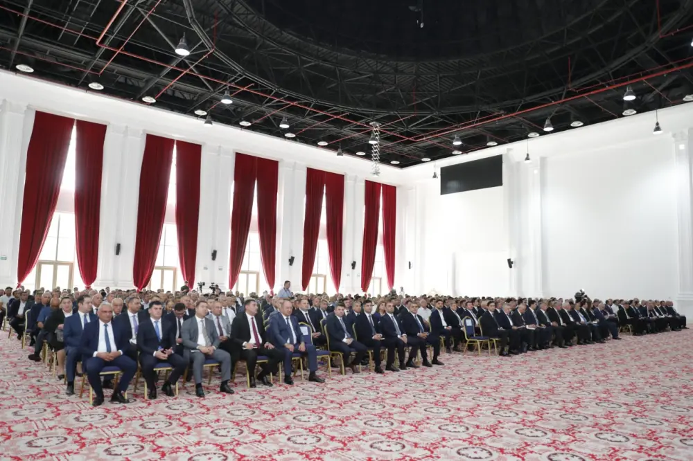 Prezidentin köməkçisi Qubada regional müşavirə keçirdi - FOTOLAR