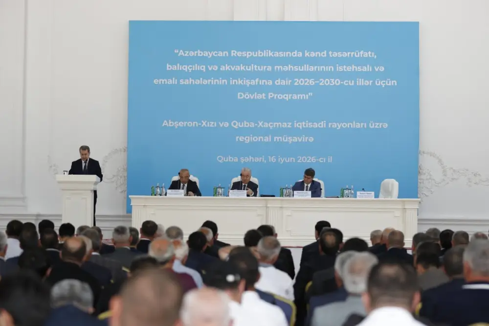 Prezidentin köməkçisi Qubada regional müşavirə keçirdi - FOTOLAR