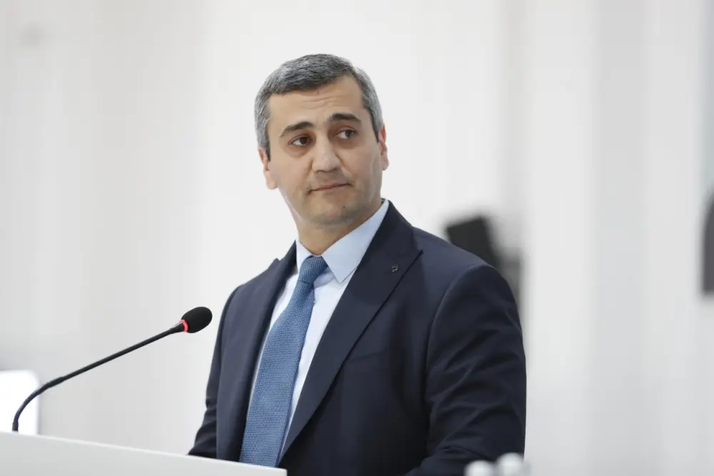 Prezidentin köməkçisi Qubada regional müşavirə keçirdi - FOTOLAR