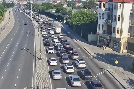 Bu yollarda sıxlıq var - SİYAHI