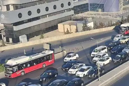 Bakının bu küçələrində sıxlıq var - SİYAHI