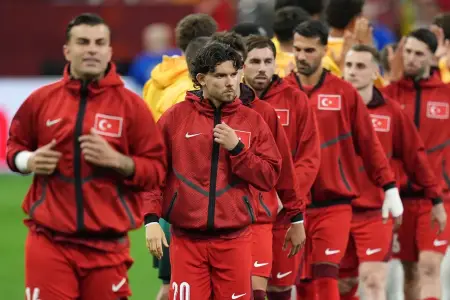DÇ:Türkiyə millisi Paraqvayla üz-üzə gələcək