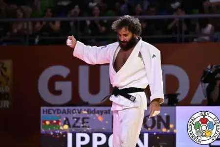 Hidayət Heydərov tatamiyə çıxmadı