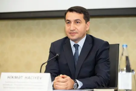 "Prezidentlərin Şuşada gəzintisi qarşılıqlı etimadın bariz ifadəsidir" - Hikmət Hacıyev