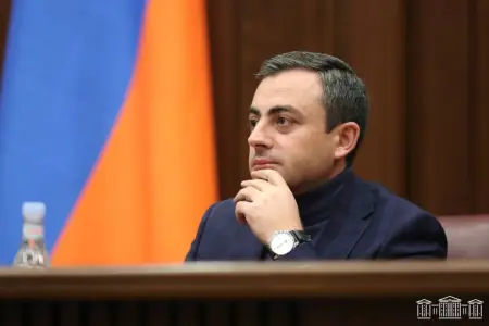Ermənistanda müxalif deputatın evində axtarış aparılır