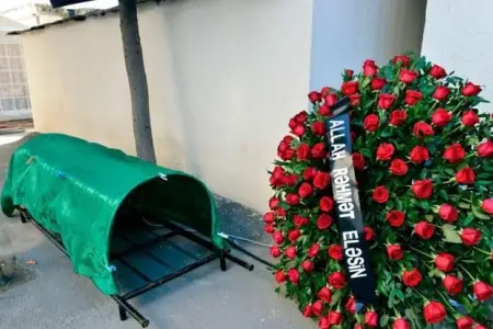 Azərbaycanda vəzifəli şəxs vəfat etdi - FOTO