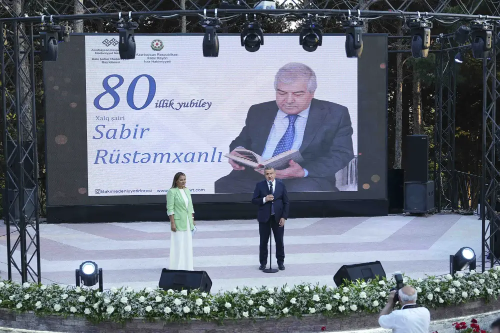Xətaidə Sabir Rüstəmxanlının 80 illiyi qeyd olundu - Video - Fotolar