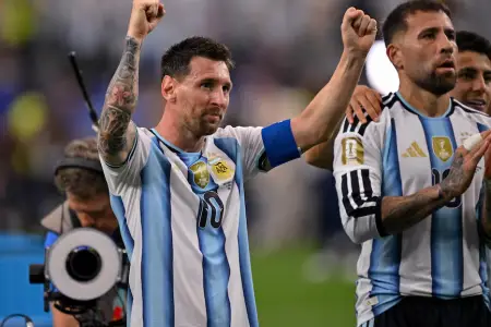 Messi 39 yaşını qeyd etdi: komanda yoldaşlarından özəl sürpriz – FOTO