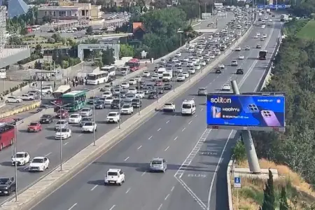 Paytaxtın hansı küçələrində sıxlıq müşahidə olunur? - SİYAHI
