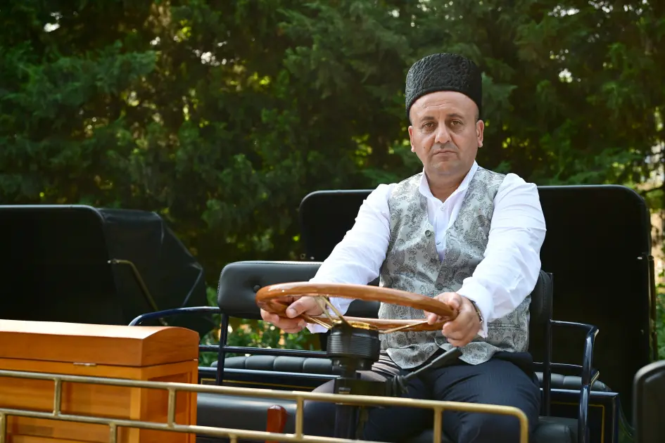 Leyla və Arzu Əliyevalar Dənizkənarı Milli Parkda - Fotolar - Yenilənib