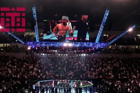 Bakıda UFC turniri: Bu döyüşçülər 100 min dollar qazandı